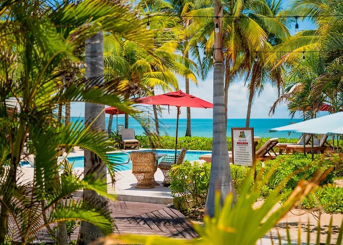 Coconut Row Boutique Hotel